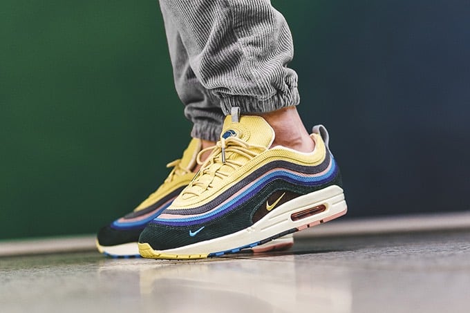 in terms of Arbitrage Borrowed حفر قاعة محاضرات وكيل difference entre air max 97 homme et femme -  rezacrane.com