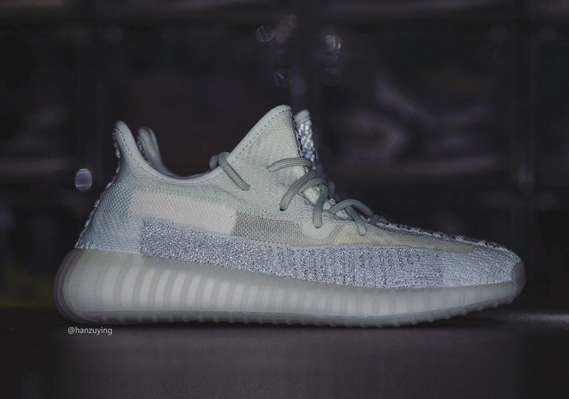 adidas-yeezy-boost-350-v2-cloud-white-reflective-6