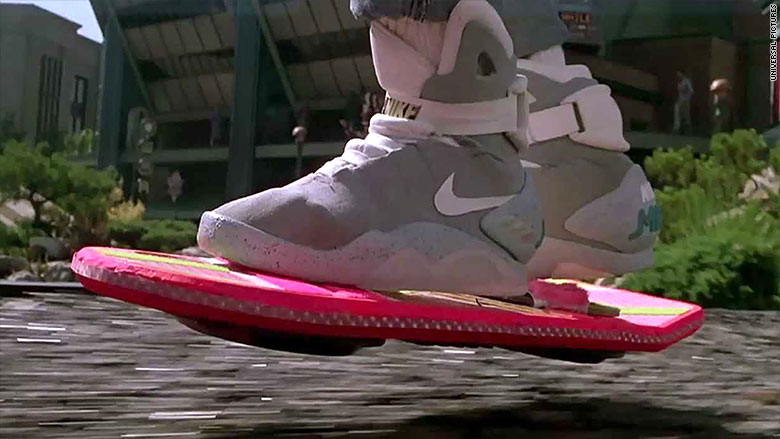 nike-mag-back-to-the-future-ii-marty-mcfly-010