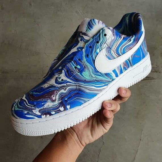 Nike Air Force 1 après une hydro-dipping 